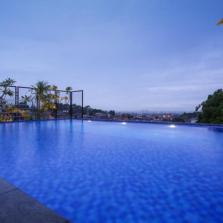 Neo Dipatiukur Bandung By Aston Hotell Exteriör bild